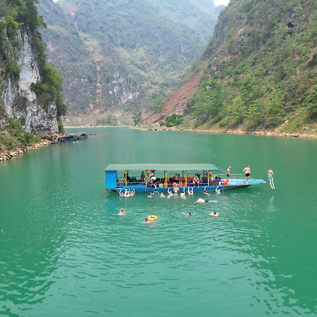 Quiri Hostel Ha Giang Lang Lap ภายนอก รูปภาพ
