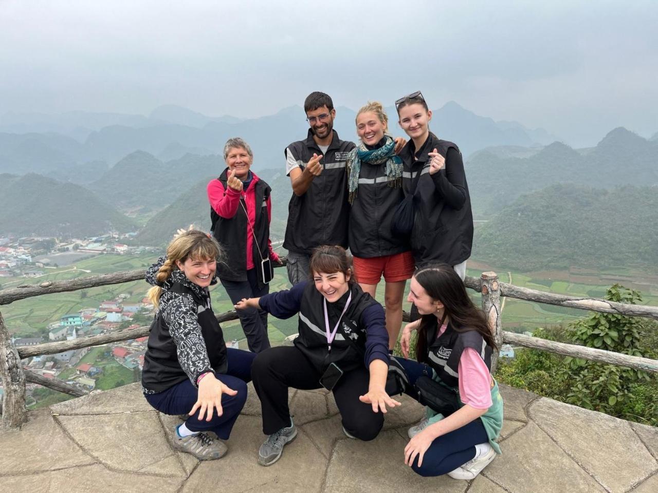 Quiri Hostel Ha Giang Lang Lap ภายนอก รูปภาพ